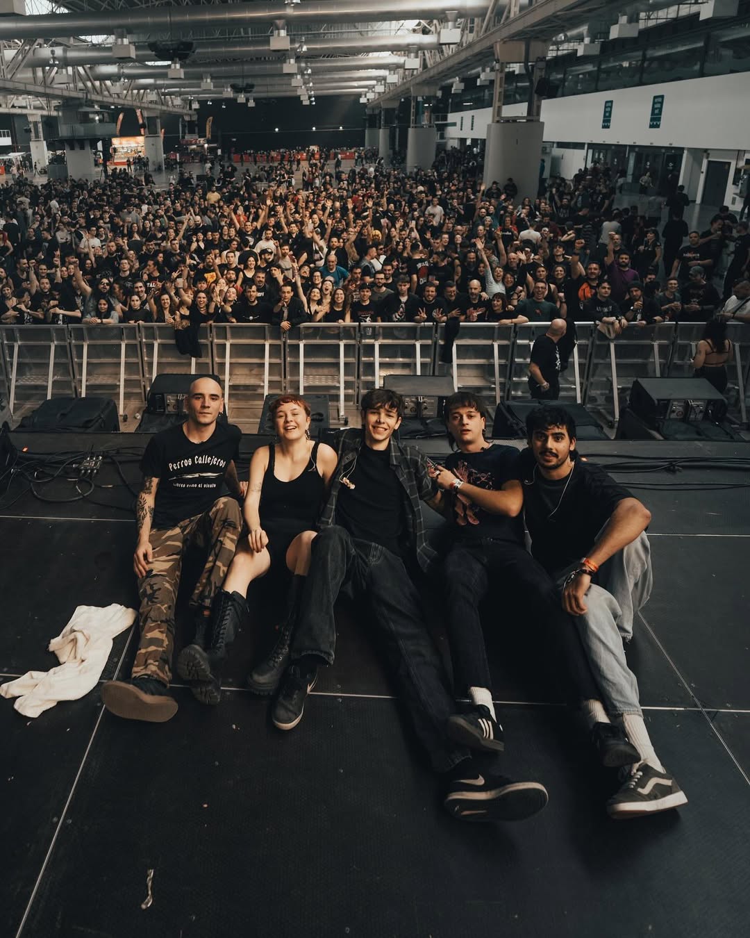 PH @rockshootphoto - “en la Farga de l’Hospitalet, en el @pintorrock.”
