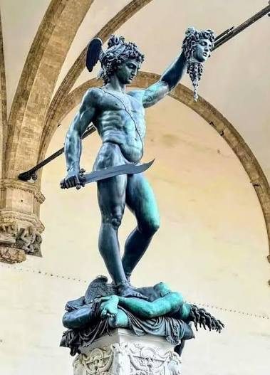 Perseo Medusa Cellini